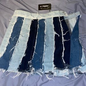 Frayed Patchwork Denim Pleated Mini Skirt
